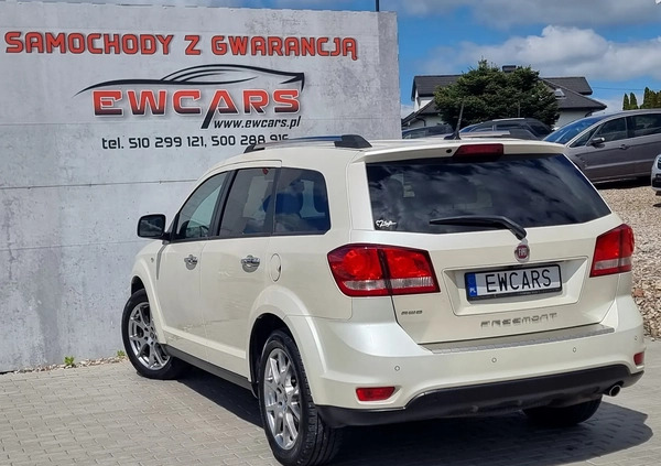 Fiat Freemont cena 45900 przebieg: 146000, rok produkcji 2014 z Nowogard małe 704